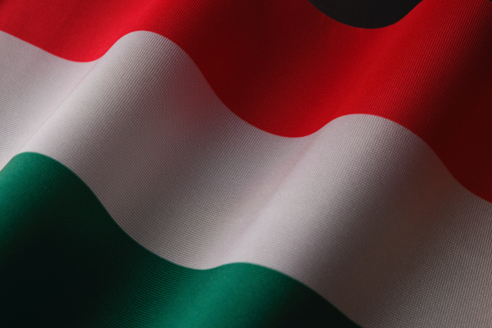 匈牙利重启备受争议的黄金签证计划
